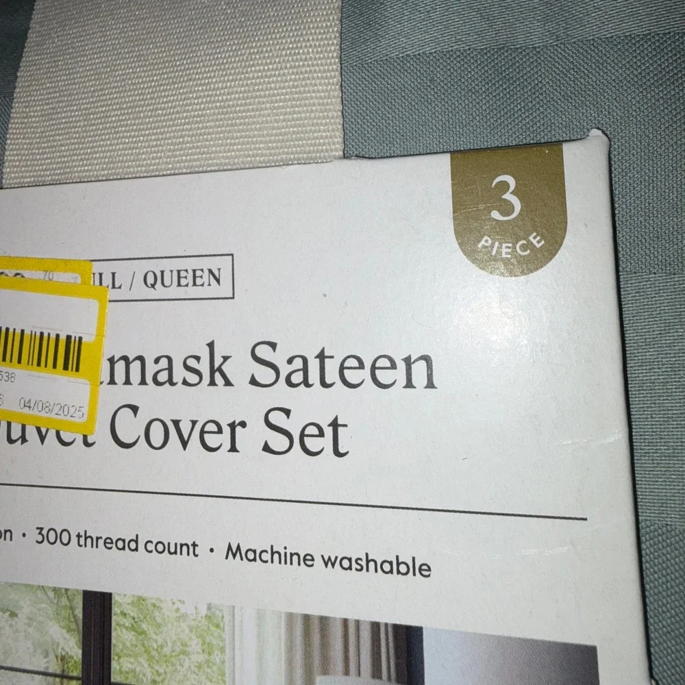 Threshold damask sateen